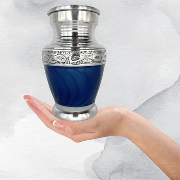 keepsake urns, mini urns for ashes, remembrance urns, small urns UK, Heritage Urn keepsake collection, ashes urns UK, cremation keepsakes